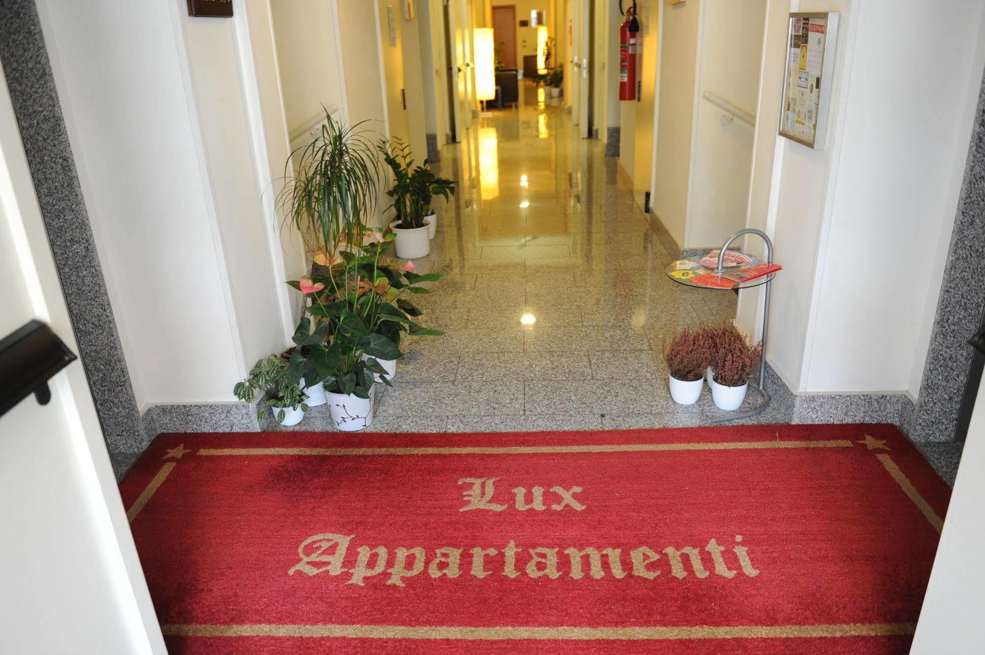 ลุกซ์ อัพพาร์ตาเมนตี Aparthotel โรม ภายนอก รูปภาพ